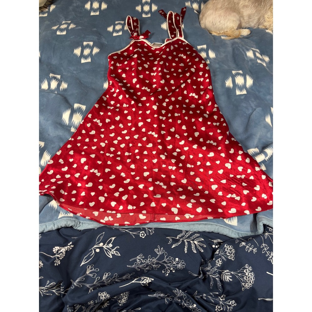 Jones New York Red Heart Print Satin Chemise Nightgown Tie Shoulder Small